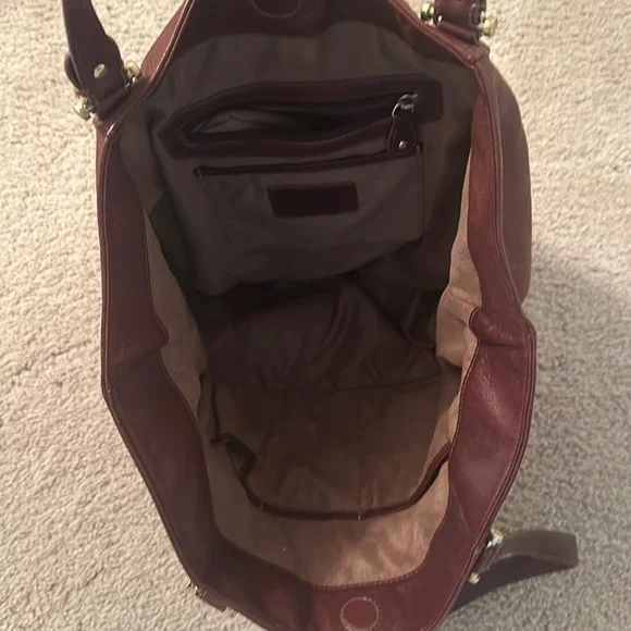 Liz Claiborne Elegant Brown Leather Tote Bag - Picture 5 of 6